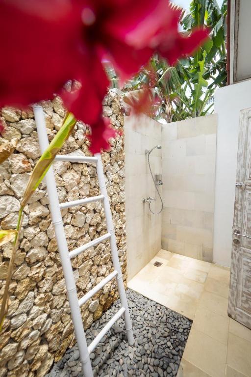 Bingin Bienvenue Guest House Uluwatu Exteriör bild